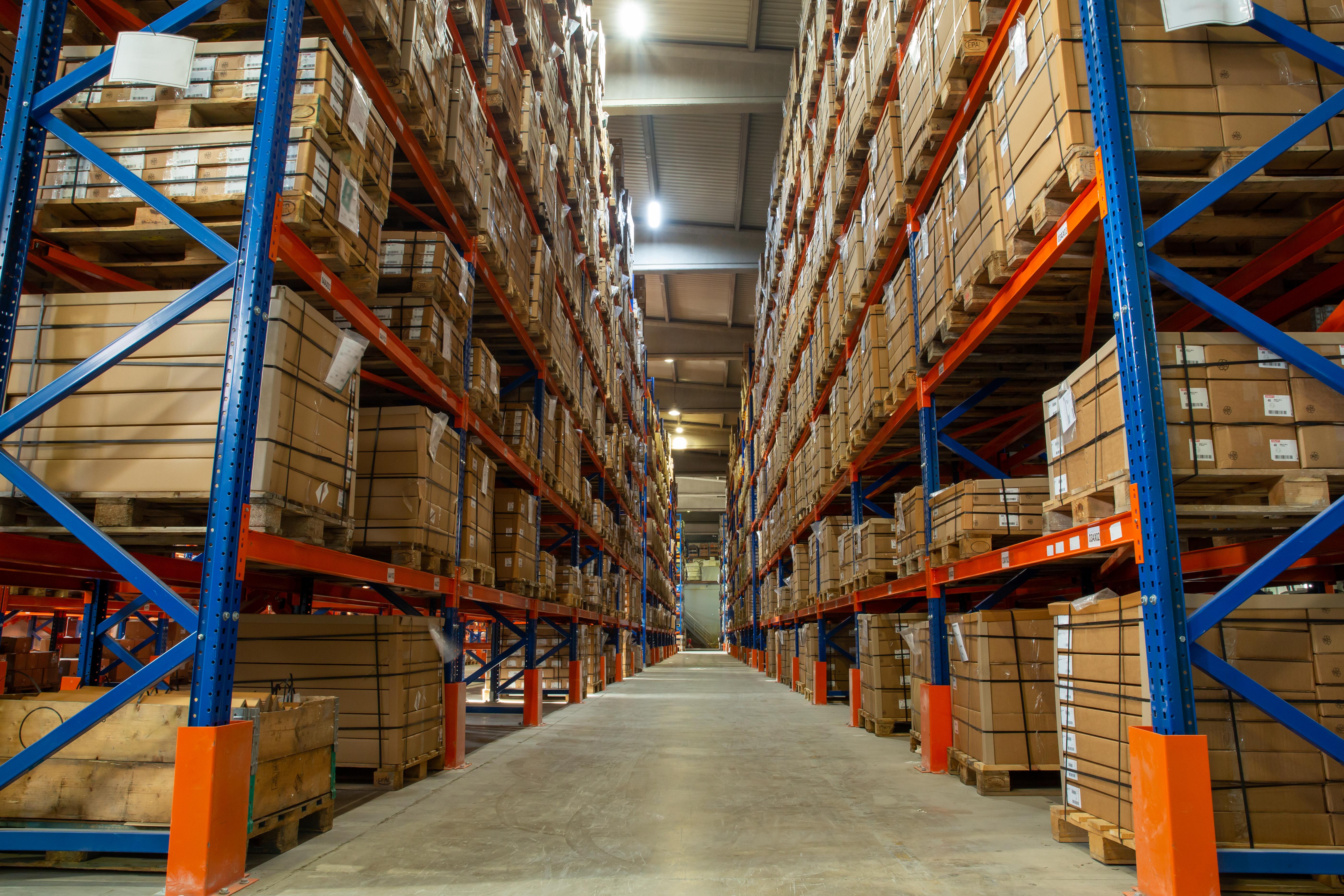 warehouse-located-inside-factory-xa.23.66d612d64d716